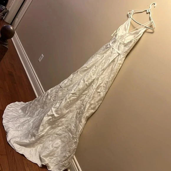 Galina Ivory Floral Print patterned  Wedding Gown Bridal Sleeveless Sz 4 - Picture 14 of 17